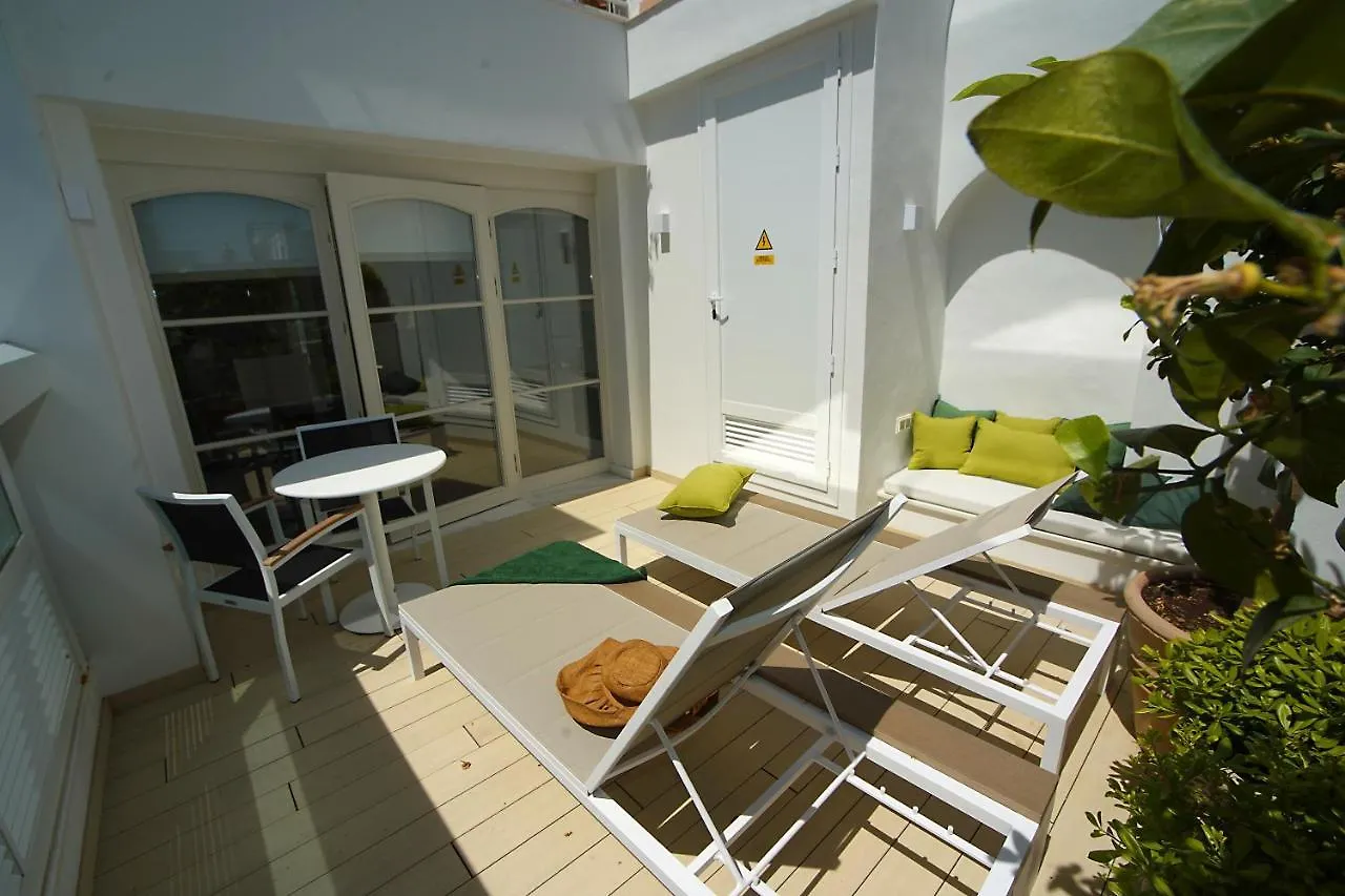 ***** מלון דירות Plaza Mina Suites - Adults Recommended By Luxury Suites קדיז ספרד