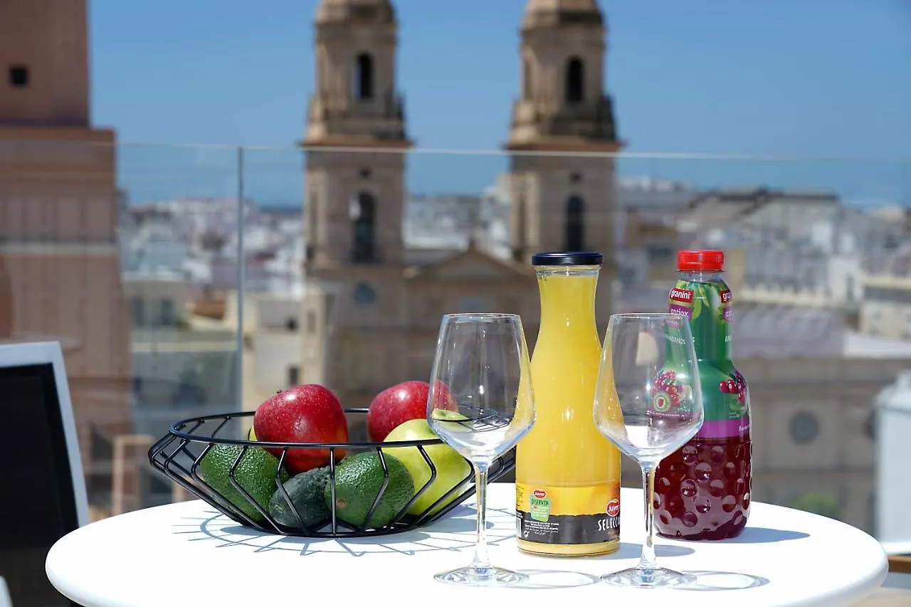 Plaza Mina Suites Cádiz 5*,